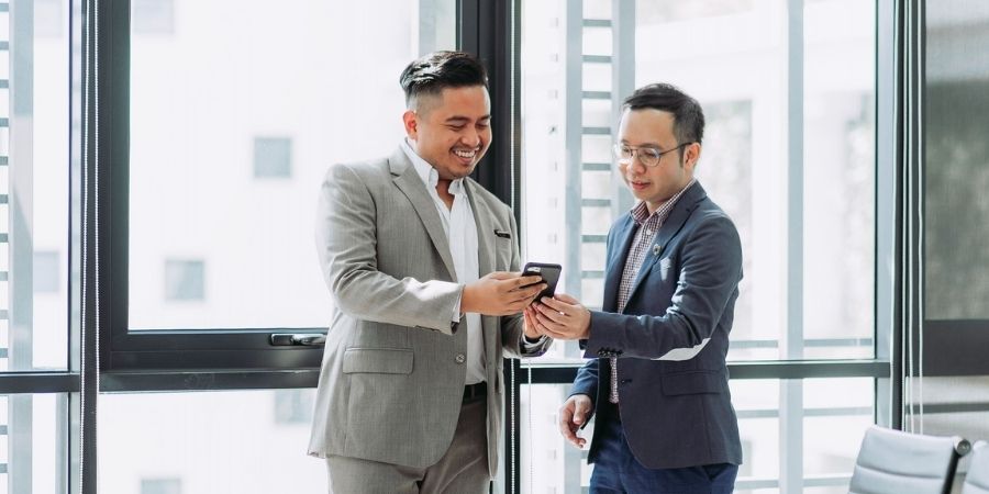 4 Ways Your Employees Benefit From Outsourced HR