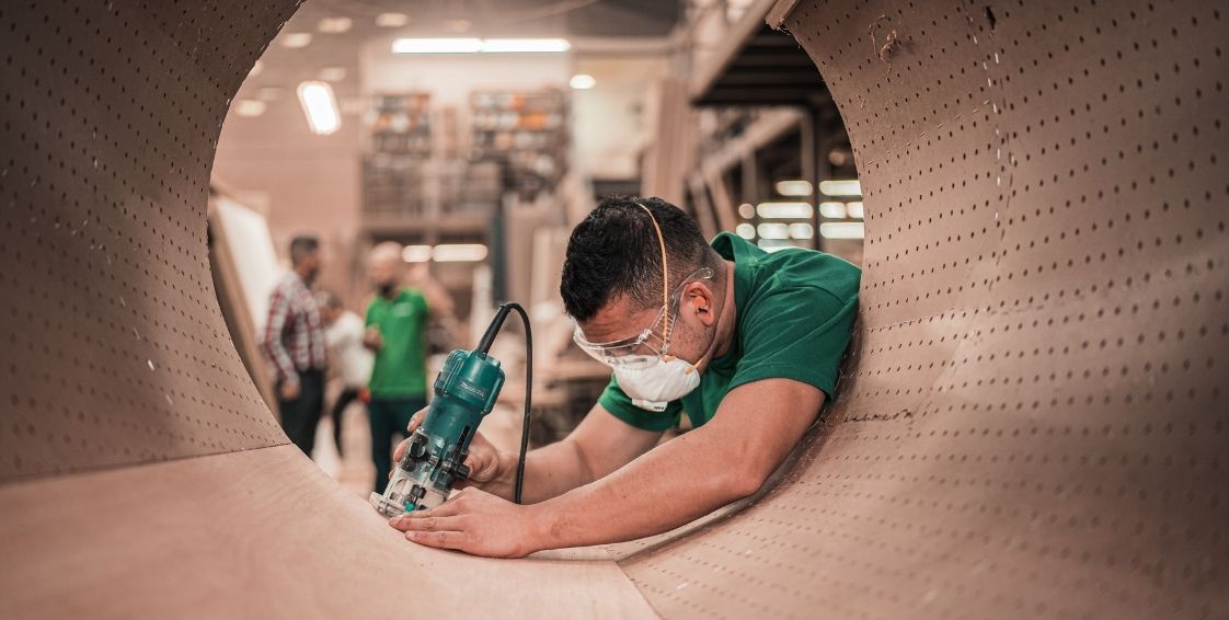 Top HR Challenges In Manufacturing: Plus Tips For Solving Them